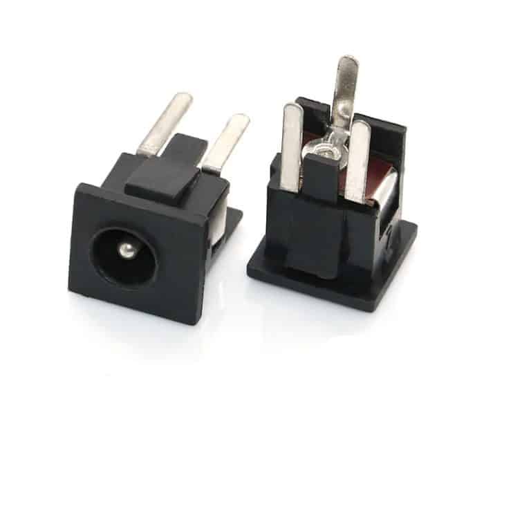 Vertical DIP DC Jack female