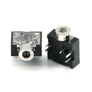 2.5 Headphone jack with transparent cover