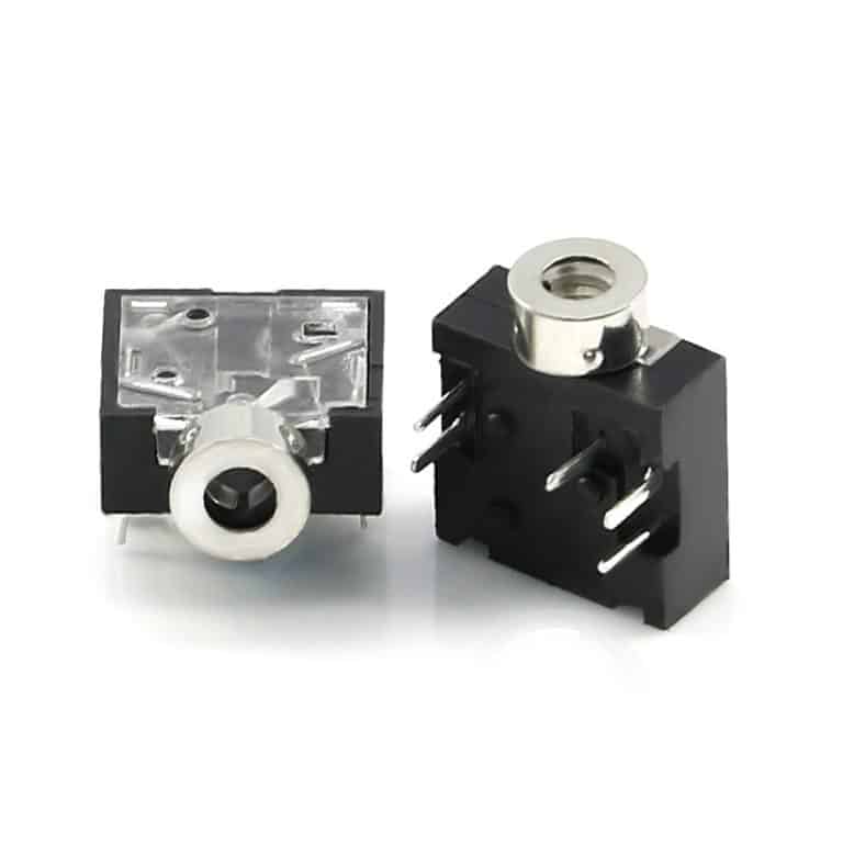 2.5 Headphone jack with transparent cover