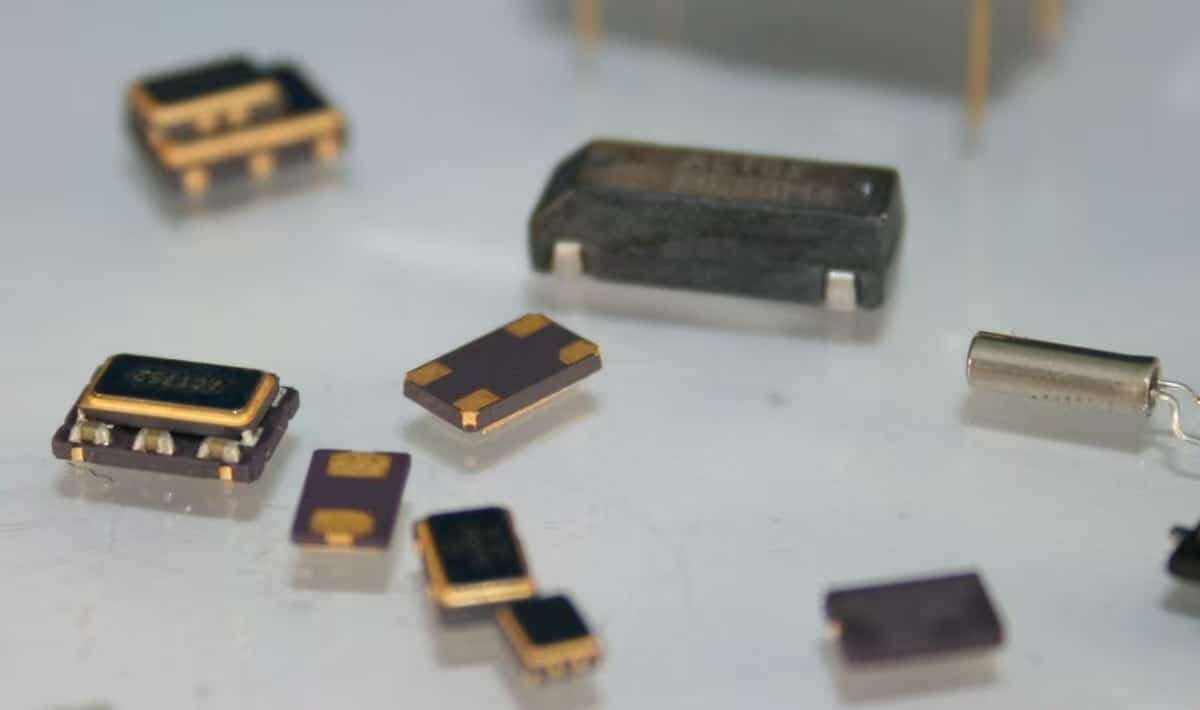 Crystal Oscillators